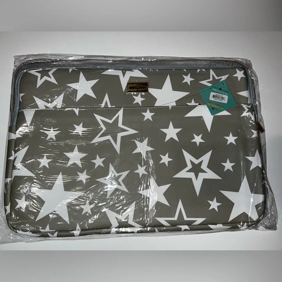 NWT Jane Marie Laptop Case - Picture 1 of 3
